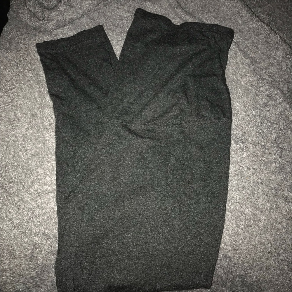 Maternity leggings bundle